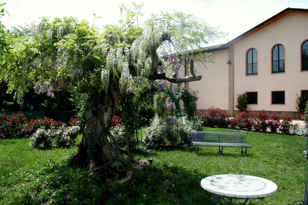 Agriturismo Argaland Парма Екстериор снимка